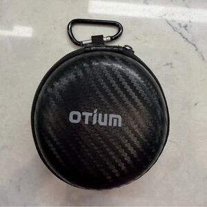 Macy's Black Otium Carbon-Texture Earbud Carrying Case